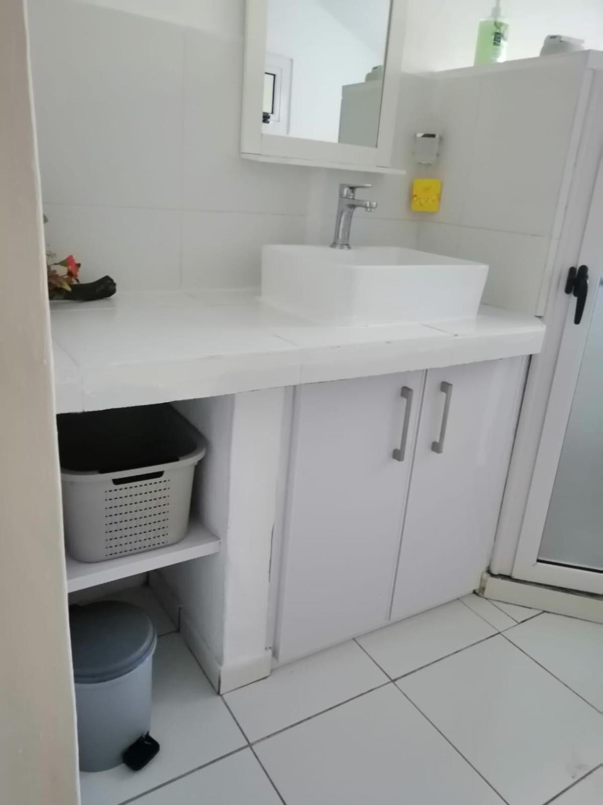 Koeuris Apartment ラ・ガウレット 部屋 写真